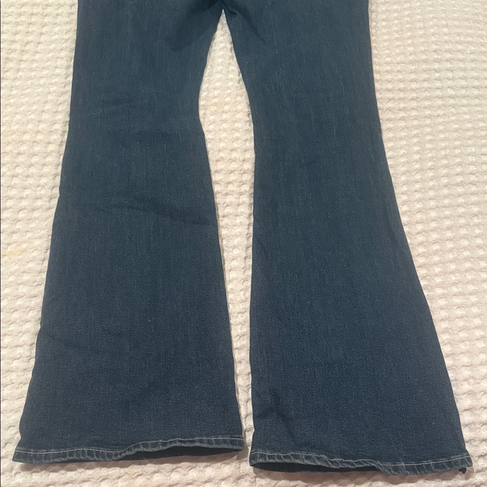 True Religion Becca Mid Rise Bootcut Jeans - Picture 5 of 5